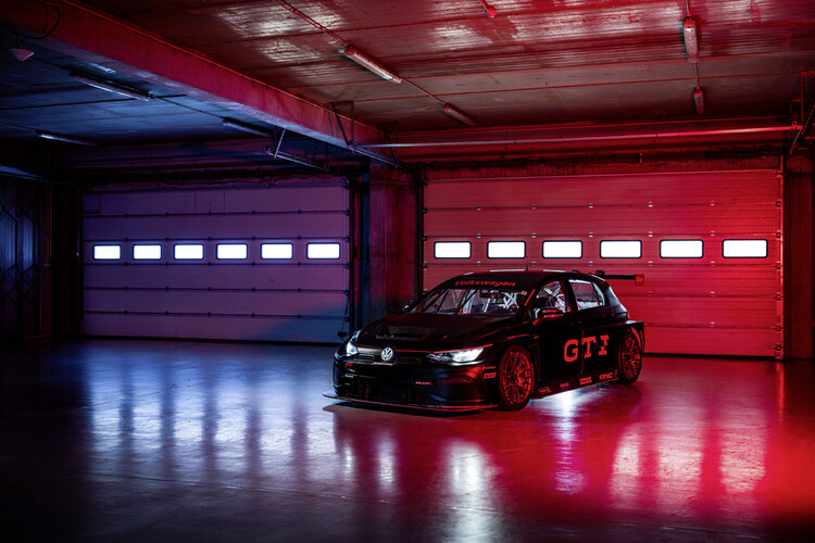 Festiwal Volkswagena Golfa GTI podczas weekendu wyścigowego 24h ADAC na torze Nürburgring